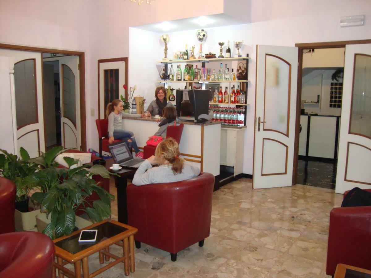 Hotel Olimpia Alassio Exterior photo